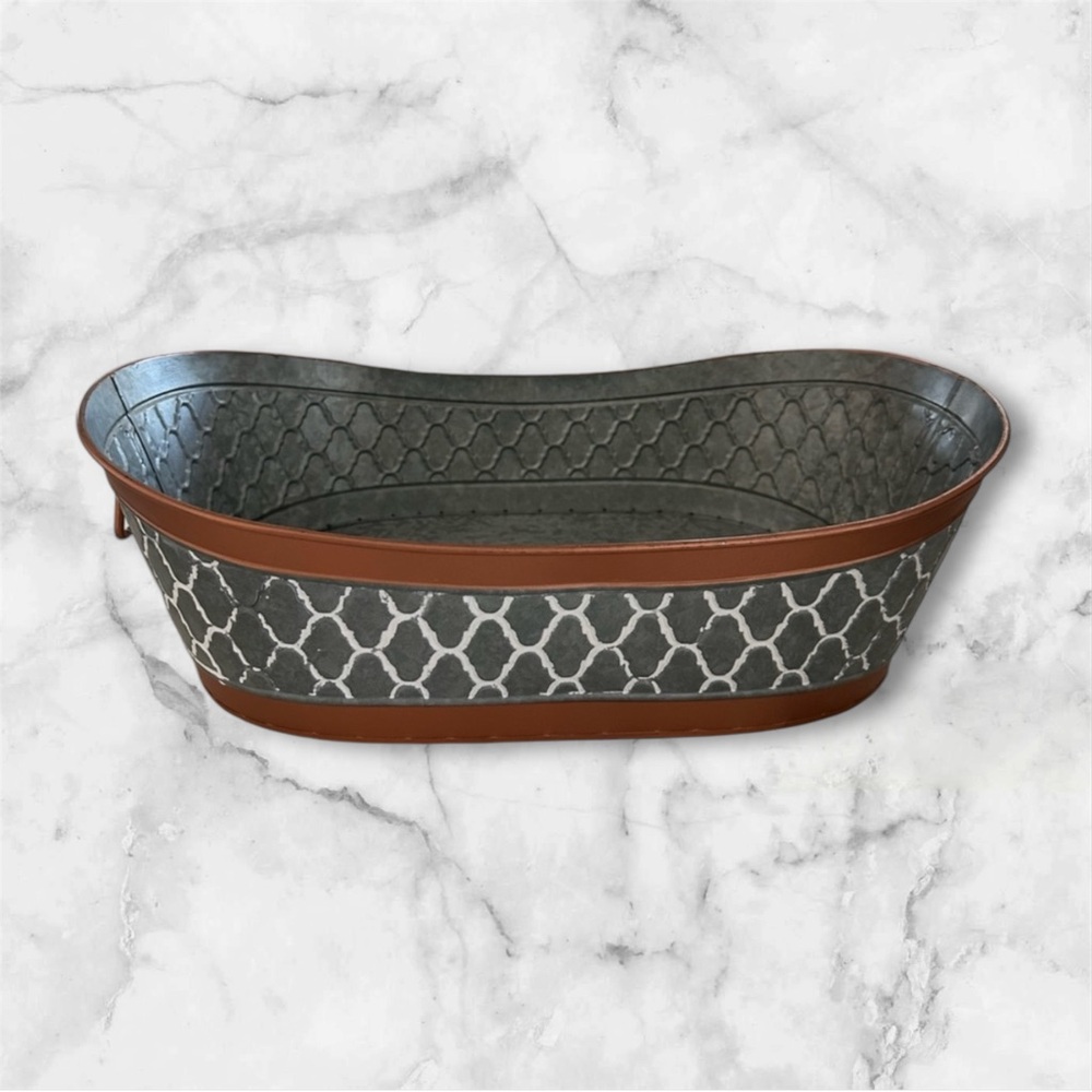Harry & David Rose Gold Silver & White Decotative Basket 17.5x14x5x4” NWT